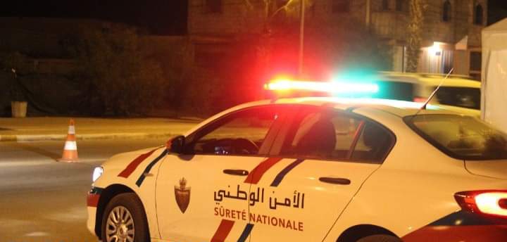 أمن بيوݣرى يوقف سيارة قادمة من بؤرة لفيروس كورونا وعلى مثنها 4 أشخاص